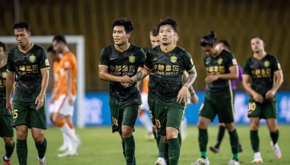 欧盟法院就欧超联赛做出裁决，裁定欧足联与FIFA违反欧盟法律，欧超无需他们批准。